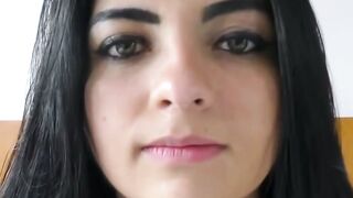 Leidy Silva starts her career with a three-way