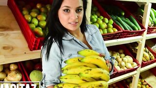 thick and curvy hispanic agrees to banged! stranger