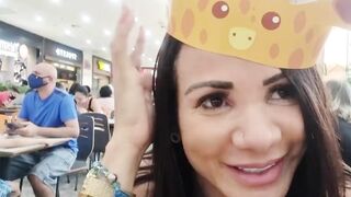 Uber of Pickachu into São Paulo. The coup is the same only changes the victim. This time a complete kkkkk candy seller on the red