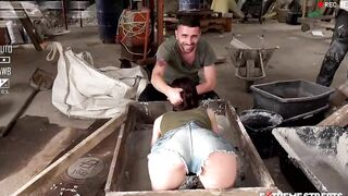 INSANE STREETS - Embed Inside Concrete!