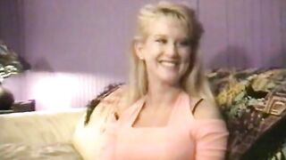 Love Bunnies two (1993)