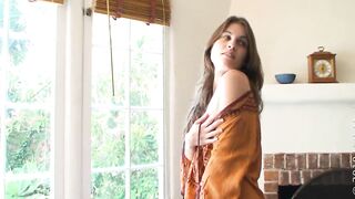 Hippy Holly BTS full