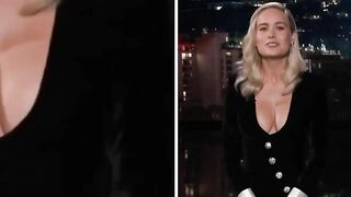Brie Larson (pechos)