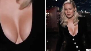 Brie Larson (pechos)