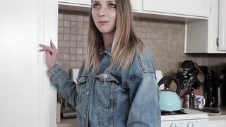 Tattooed stepsister Macy Meadows blows stepbro before fuck