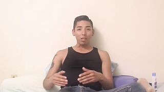 Curious dude Rion Rlvers splashes his hot jizz in his handsome face