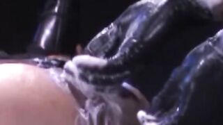 Billy works over Lee's muscle ass, stretching and sliding all the way until both Bill
