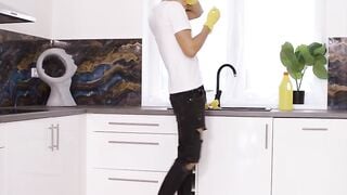 Freaky Stepmom Catches Stepson Jerking Around And Empties His Nuts Of Cum