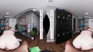 Skye Mae offer into to a stranger and liking his huge thick penis