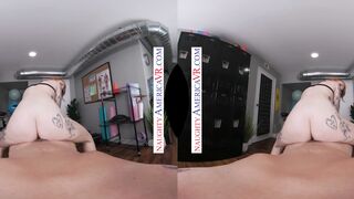 Skye Mae offer into to a stranger and liking his huge thick penis