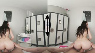 Aubree Valentine agrees to pay off her gym fees with her mouth and twat