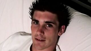 Young Evan Heinze saves up his cum load for his sexy naked foot show