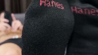 MaleFeetXXX.com - The voyeur's lustful surprise at seeing hunky Aldo's bare feet expo