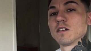 Nasty dudes Axel and Rodrigo strip their clothes to fuck each other for cash