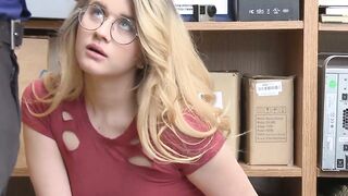 Blonde got blackmailed and pounded by a cop for shoplifting