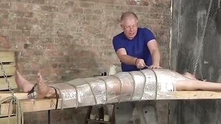 BoyDungeon.com - Horny Justin's big cock milked to completion by a masterful hand