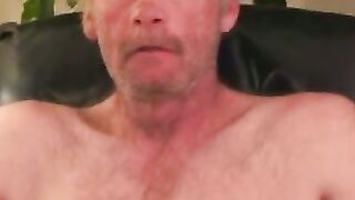 Mature stud masturbates intensely after being interviewed