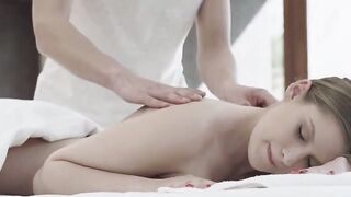 21Innocent.com - Tiffany's cunt massage with a giant cock leaves her breathless
