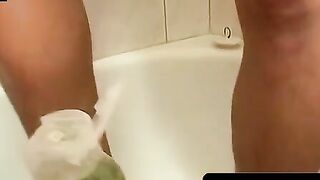 ToesXXX.com - Skinny friends' foot worship and jerk off fest