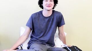 BoyObsession.com - Justin Cummings stuffs his asshole with a dildo on cam