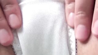 Babe from Japan plays with her pussy on the streets