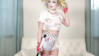 Voluptuous chick wants to be naughty for her stepbrother