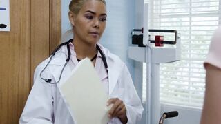 Teenie receives an unexpected pussy licking from dyke doctor
