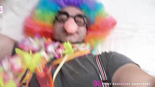 CREEP CLOWN DIPPED THIS HOE: MIA BLOW (German) -SEX-FREUNDSCHAFTEN.com