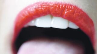 Close-Up RED Lipstick Head