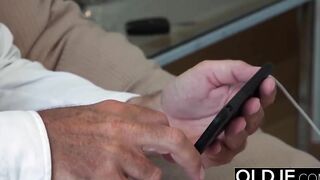 Amateur ex-wife with huge natural breasts has sex with white hair grandpa with huge penis