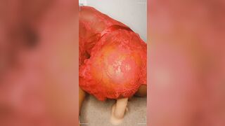 Hottie butt bouncing on toy
