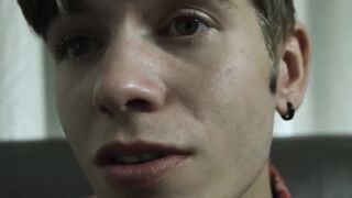 DisruptiveMovie.com - Twinks Hoss Kado and Levi Rhodes cover jock Kyle Connors' face