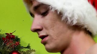 Twinks cock sucked before getting his ass plowed bareback
