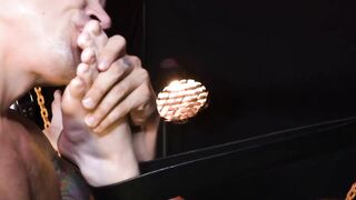 Twink Scott Finn takes a raunchy railing in the swing before orgasm