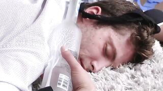 Helping Dylan cum so penelope fucks him for the creampie