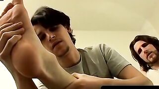 ToesXXX.com - Stud's foot fetish jerk off and intense raw ass fucking passion