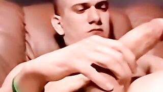 Amateur homosexual deviants have a dick sucking party