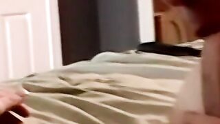 Real amateur homo gets a blowjob until shooting a cumload