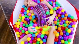 Tiny Sky Pierce takes pounding after giving sloppy blowjob