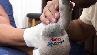 MaleFeetXXX.com - Lustful Dan's foot worship session with his giant hunk Bronco tied