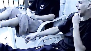 ToesXXX.com - Butt buddies' dirty feet worship in the kitchen
