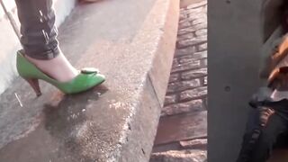 Beautiful Japanese babes outdoor peeing compilation
