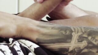 MaskXXX.com - Homosexual demigod Angelo Godshack working out and wanking with ease