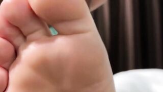 MaleFeetXXX.com - Drew Harper's relaxation with a foot massage and sucking by jock Da