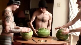 Str8Thugs.com - Three horny twinks engage in a shared jack off session with a messy f