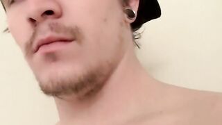 Str8Thugs.com - Straight guy's exhibition of his gorgeous cock and explosive cum load