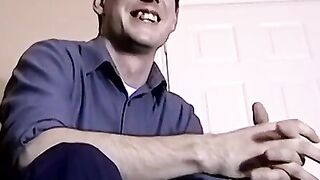 JoeSchmoeXXX.com - Straight guy Chris shows off his solo skills in his bedroom