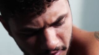 HotFamilyPorn.com - Horny black studs fucking bareback while dripping wet hard