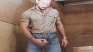 RetroDudes.com - Classic homosexual studs enjoy wild threeway ass banging