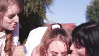 Teens turn a tennis match into reverse gangbang